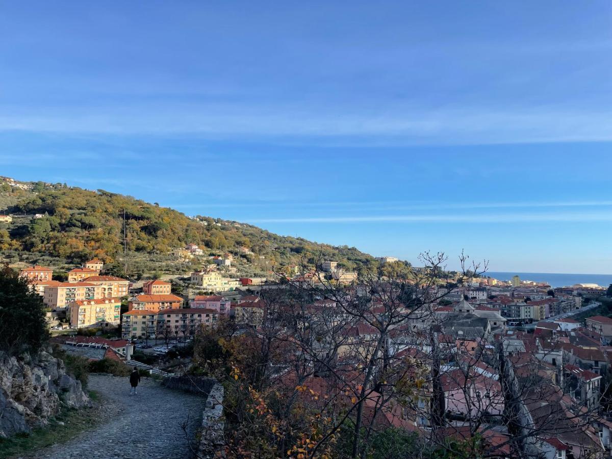 Ferienwohnung Bike & Sea Under Castle Dreams At Finalborgo Finale Ligure Exterior foto